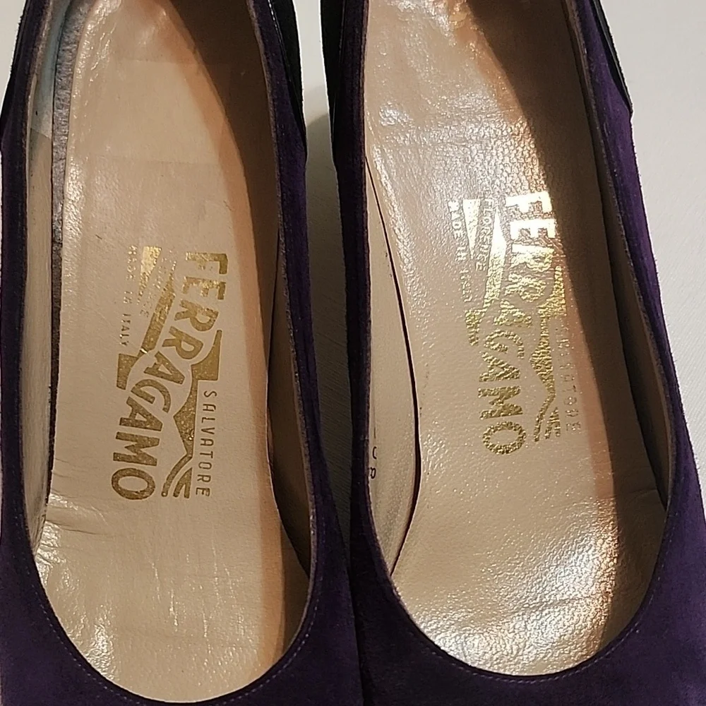 Vintage Salvatore Ferragamo Luxury Purple and Black Heels 9 AA